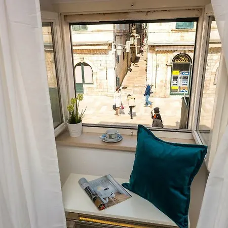 4 Apartament *
