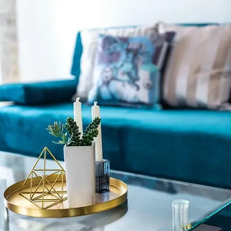 4 Apartament *