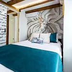 4 * Dubrovnik